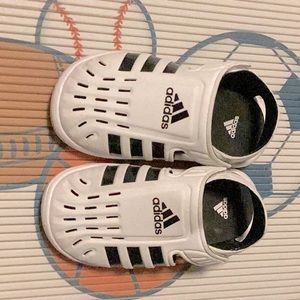 Adidas SUMMER CLOSED TOE WATER SANDALS size 8